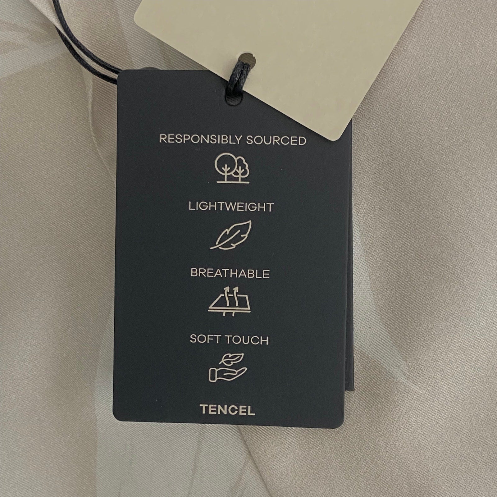 Bugatchi Shirt Men's XXL Classic Fit Camp Collar Short Sleeve Almond Leaf