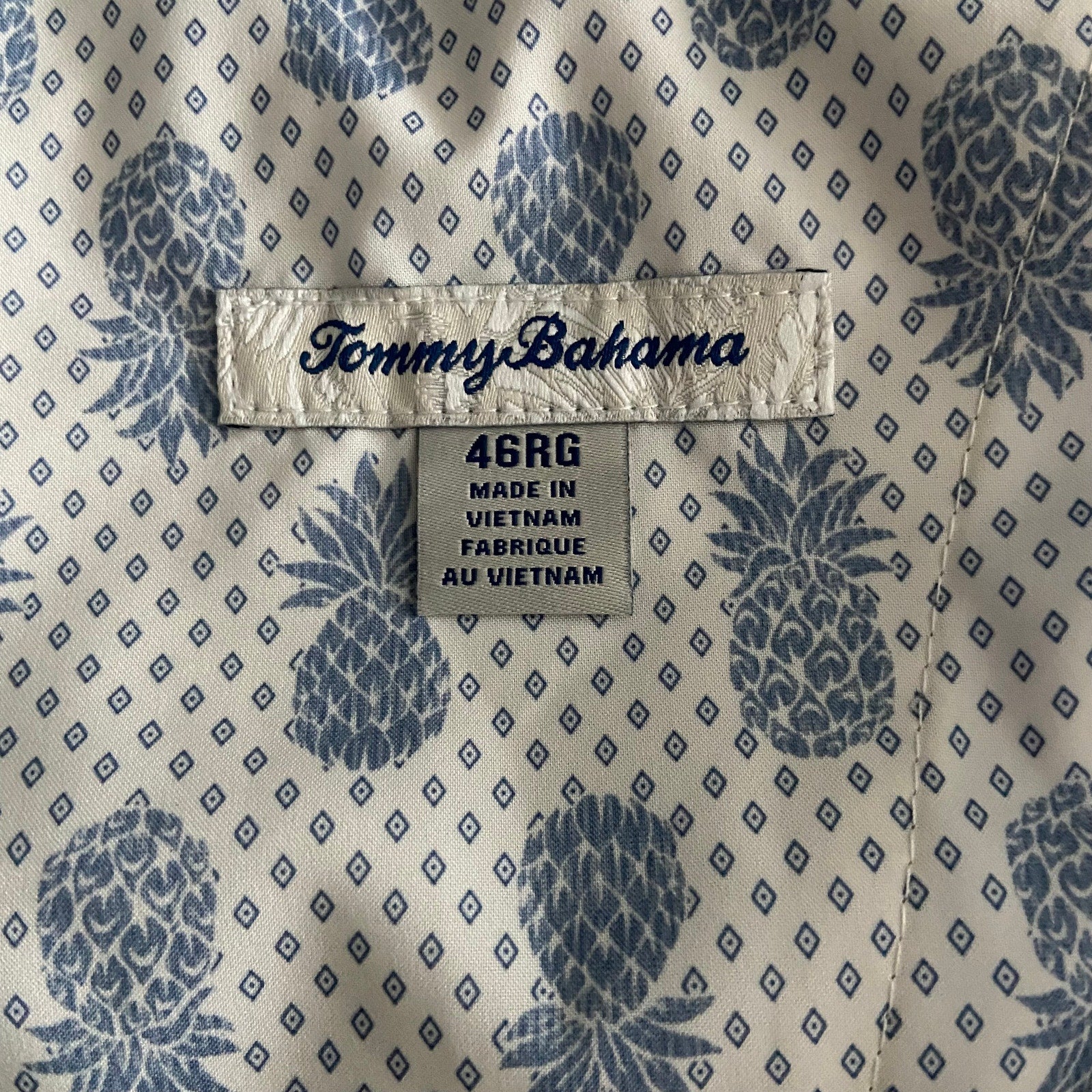 Tommy Bahama Men's 46RG x 10 "Chip Shot Short" Fog Beige 5-Pocket Stretch