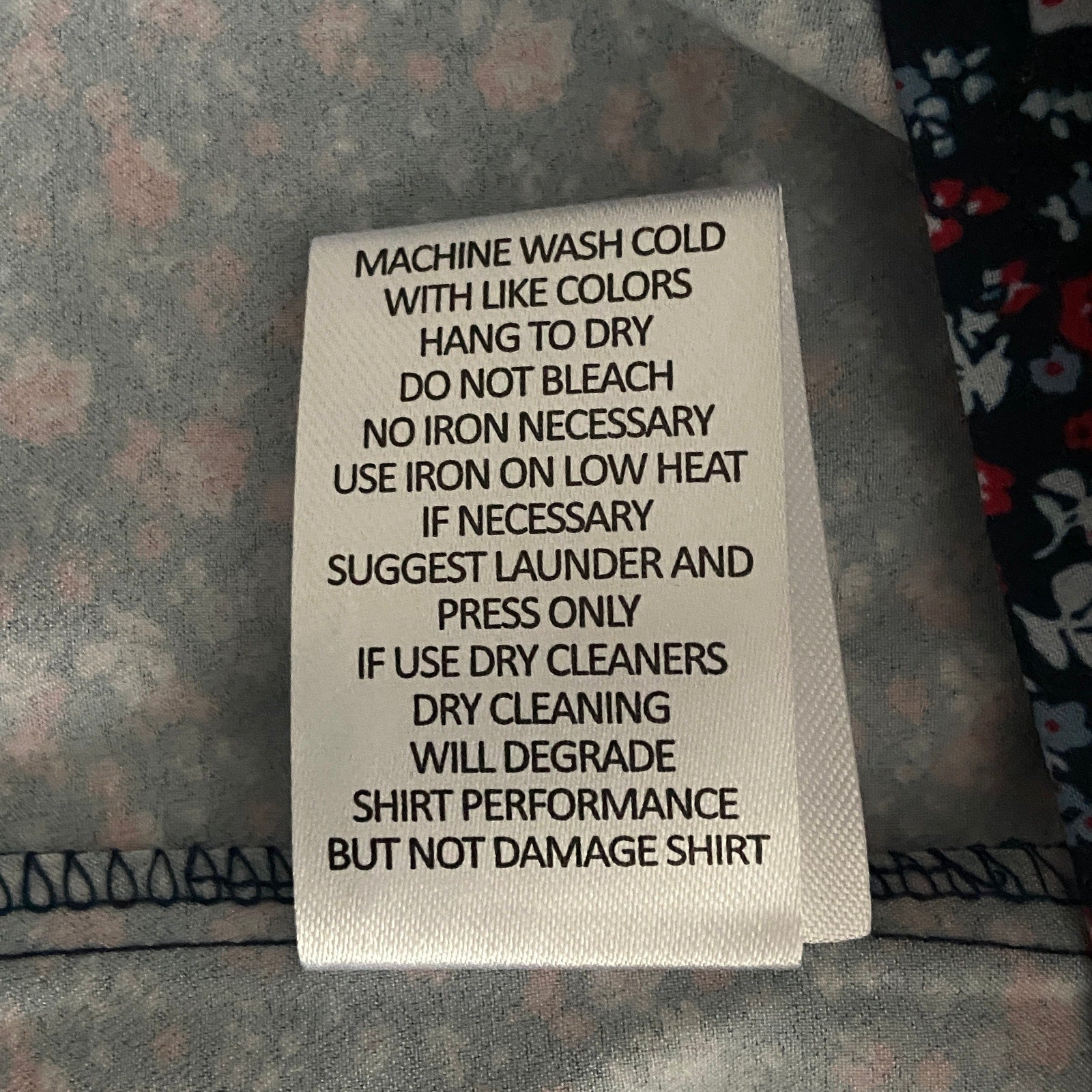 Quieti Performance Men's Shirt Small Short Sleeve Button-Up Navy Blue Floral