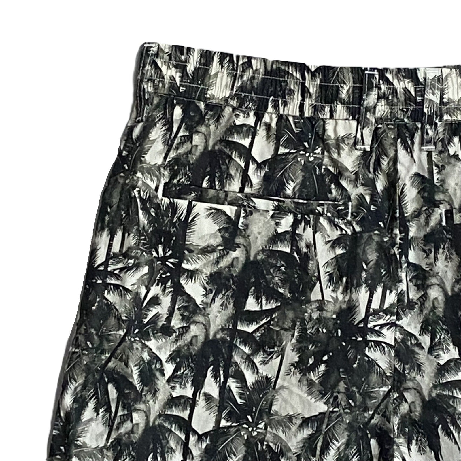 Armani Exchange Shorts Men's 34W Cotton Bermuda Shorts Green Tropical Print