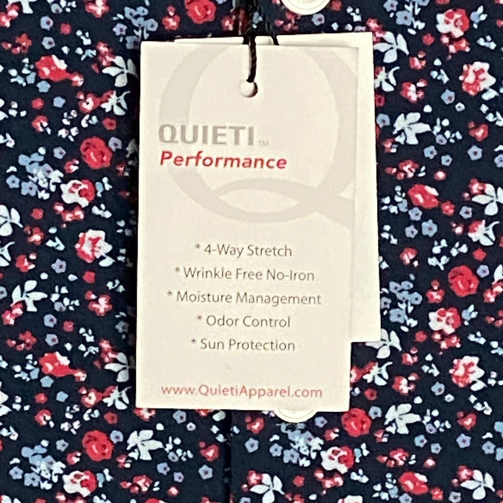 Quieti Performance Men's Shirt Small Short Sleeve Button-Up Navy Blue Floral