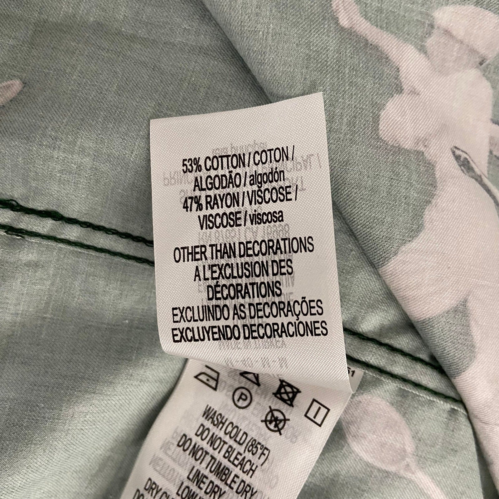 Lacoste Camp Shirt Men's Medium Relaxed Fit Short Sleeve Rene Lacoste Print