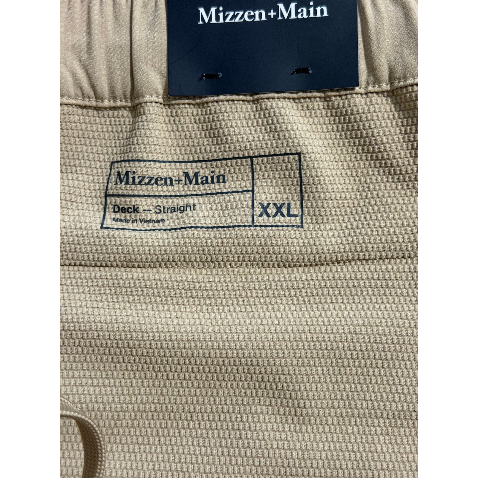 Mizzen+Main Shorts Men's XXL Deck Short Straight Fit Stretch Khaki Solid