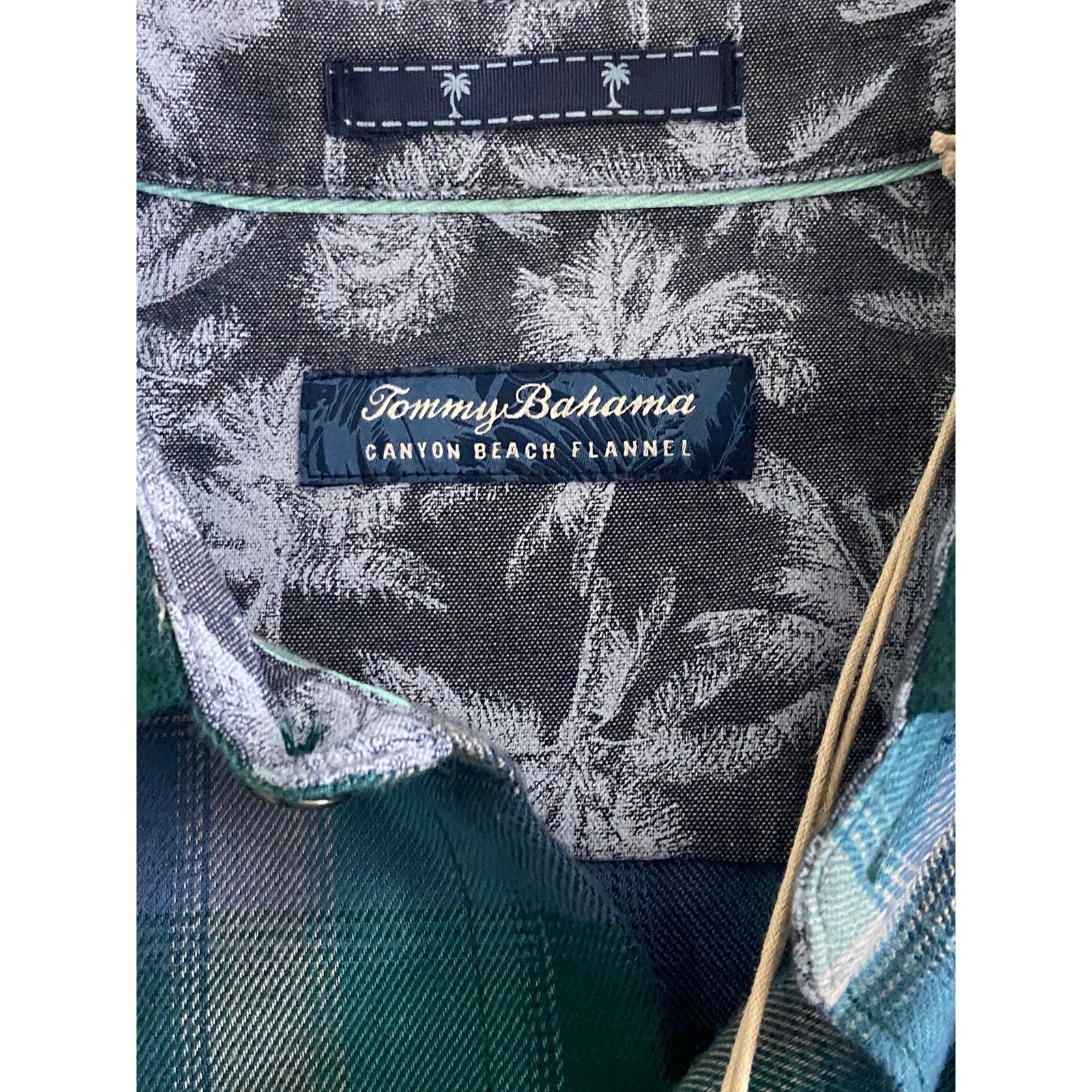 Tommy Bahama Shirt Men's Small Canyon Beach Flannel Fireside Check Seaway