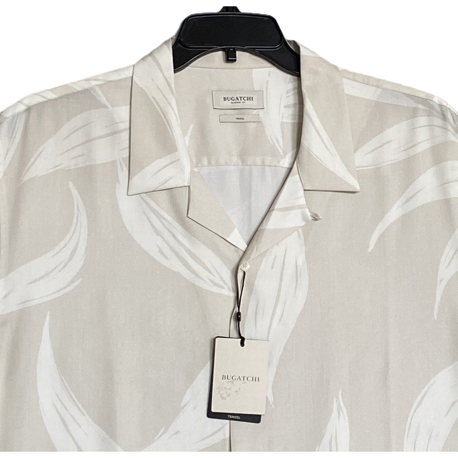 Bugatchi Shirt Men's XXL Classic Fit Camp Collar Short Sleeve Almond Leaf