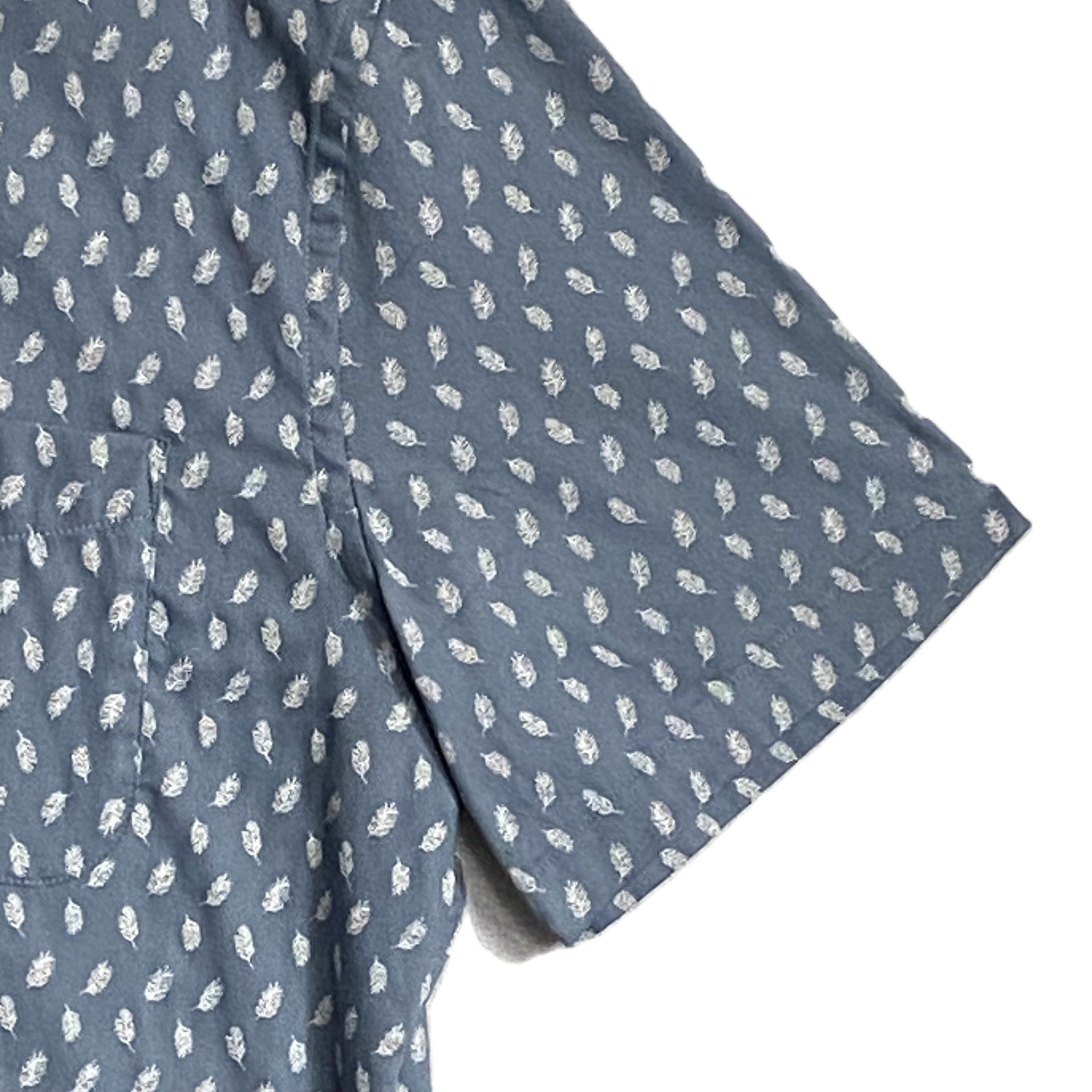 Faherty Shirt Men's Medium The Movement Short Slv Shirt Marine Palm Foliage