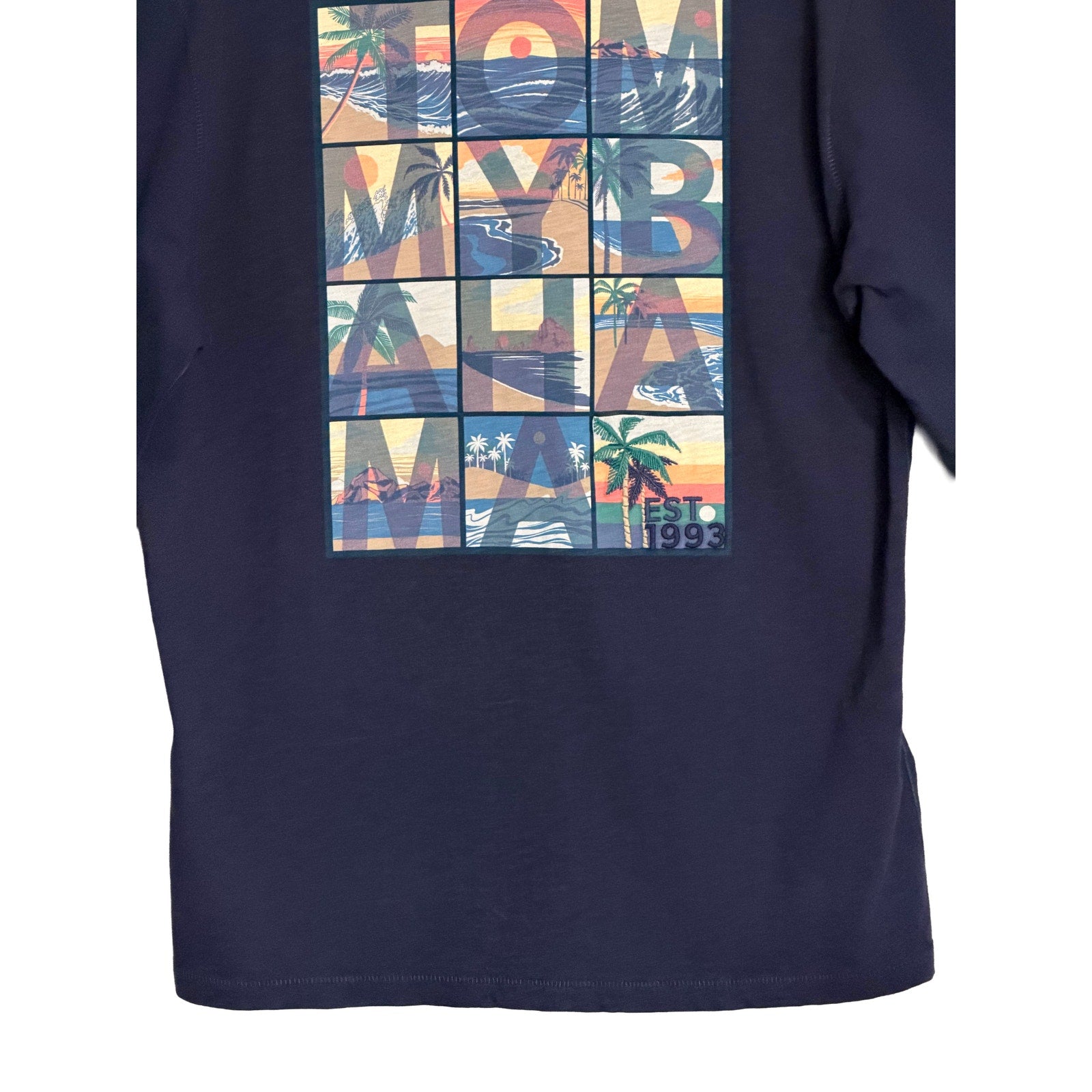 Tommy Bahama T-Shirt Men's Small "Tropic Tiles Tee" Long Sleeve Dark Blue