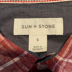 Sun + Stone Shirt Men's Small Woven Long Sleeve Button Up Raspberry Plaid