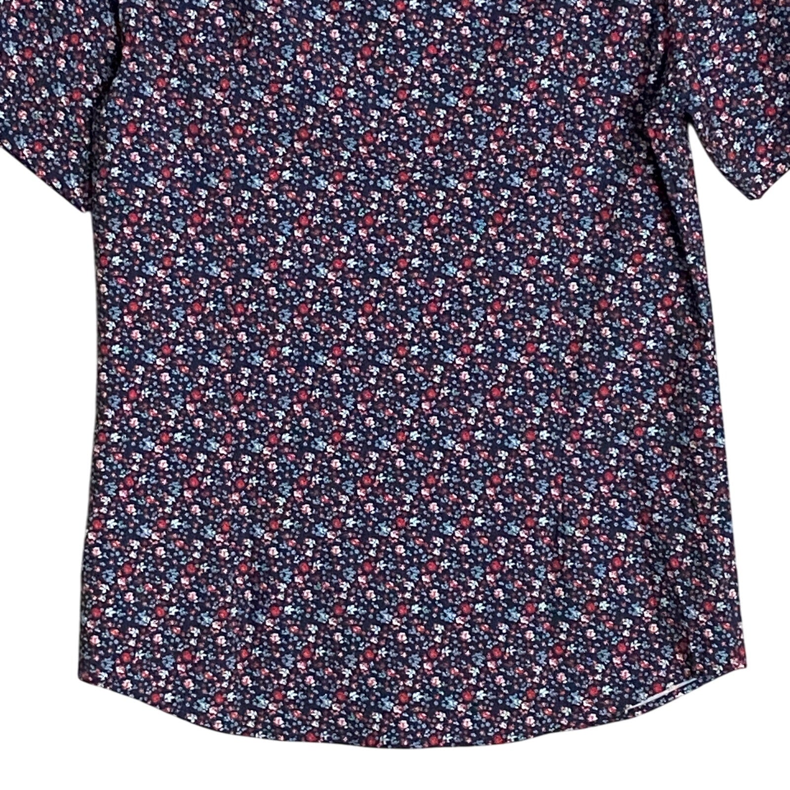 Quieti Performance Men's Shirt Small Short Sleeve Button-Up Navy Blue Floral