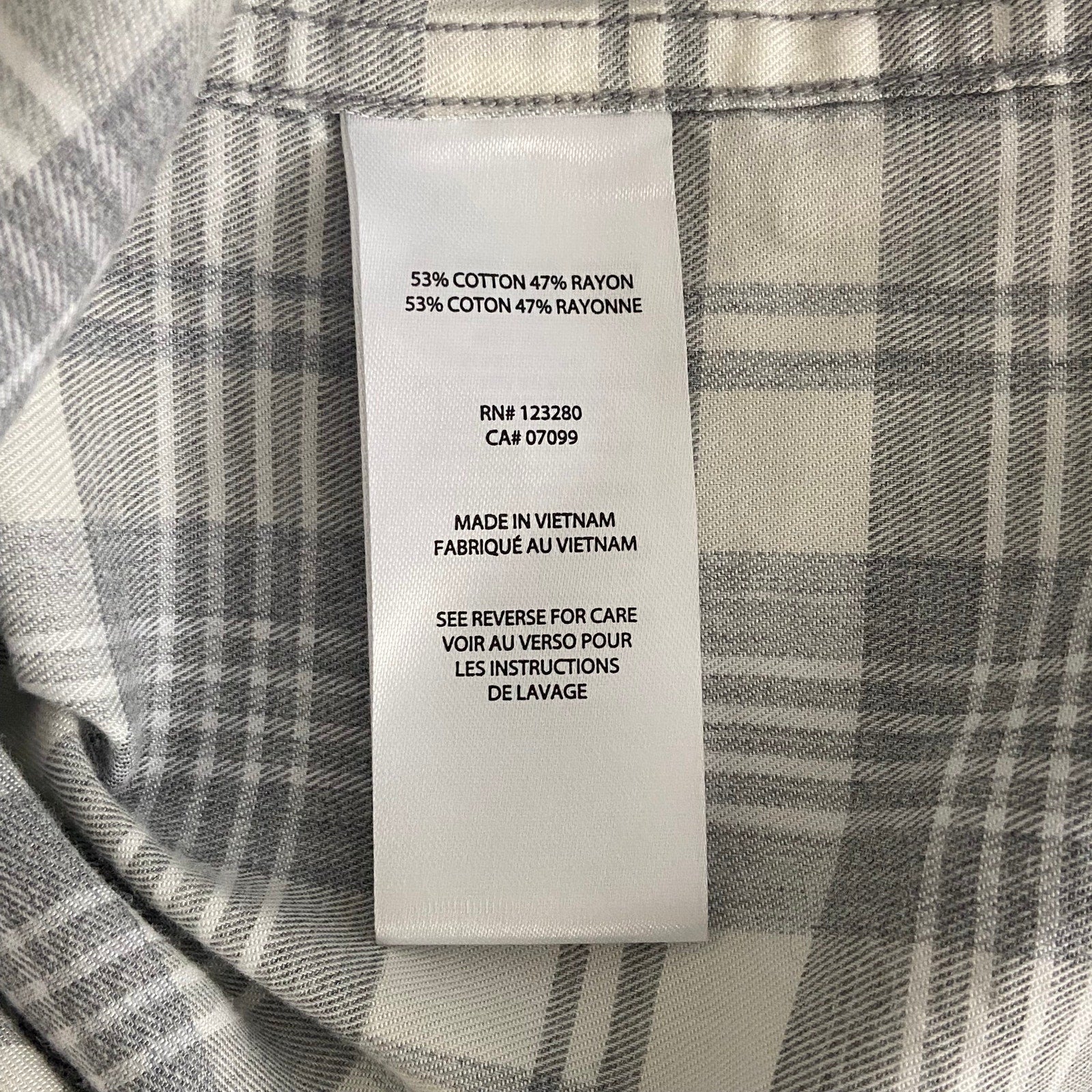 Travis Mathew Shirt Men's Small Cloud Collection Flannel Shirt Gray Plaid