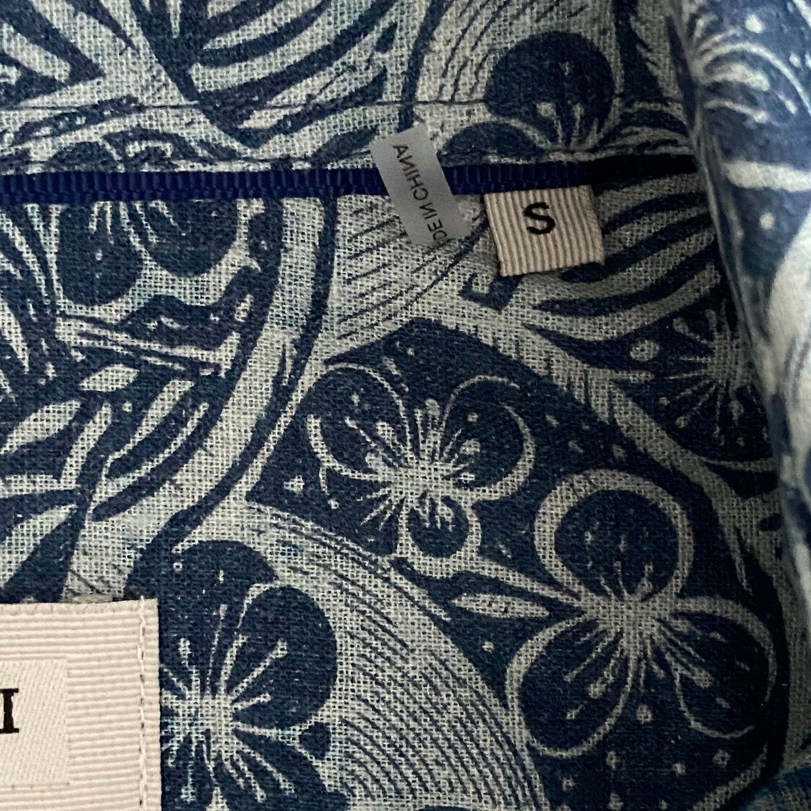 Bugatchi Shirt Men's Small Shaped Fit Linen Blend Short Sleeve Indigo Floral