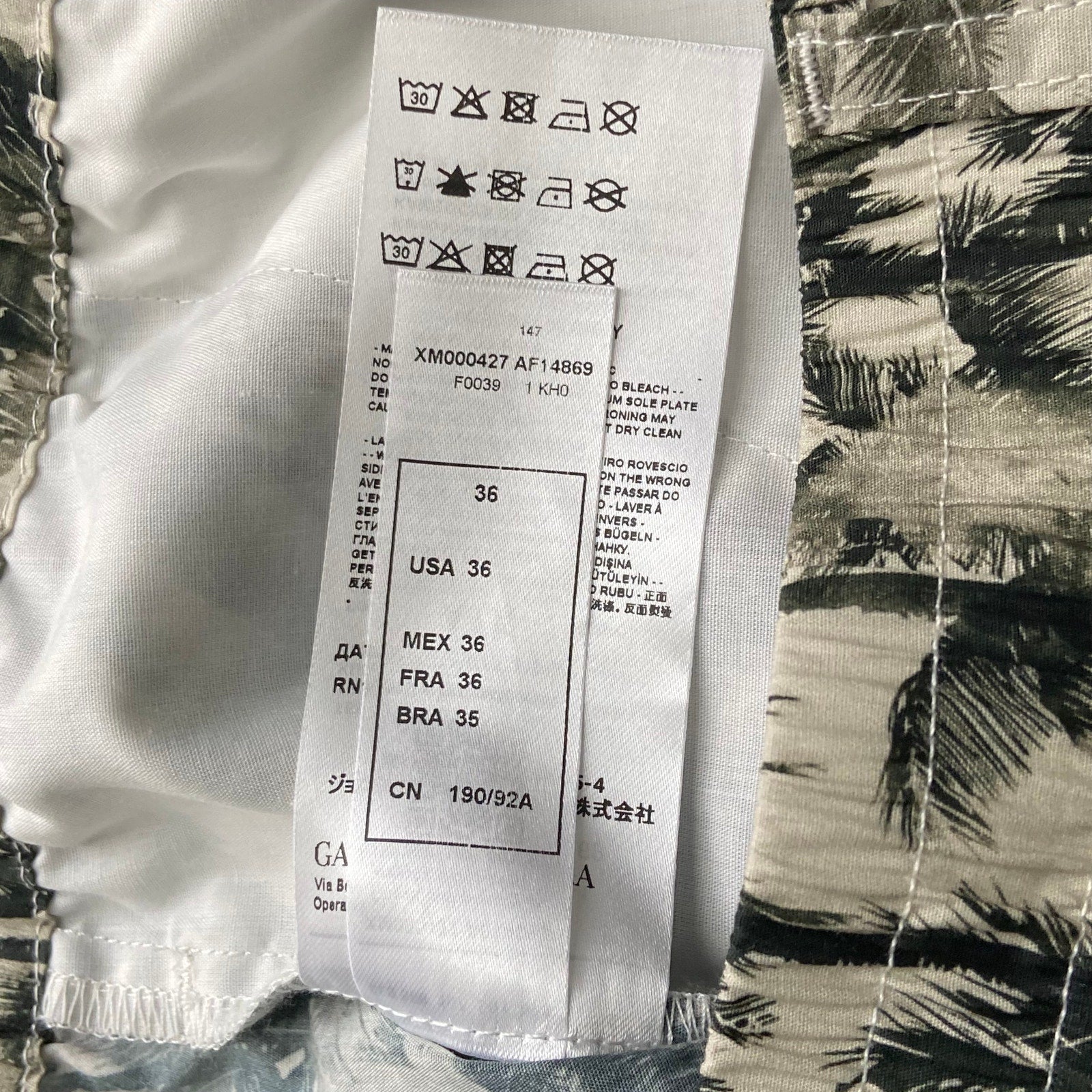 Armani Exchange Shorts Men's 36W Cotton Bermuda Shorts Green Tropical Print