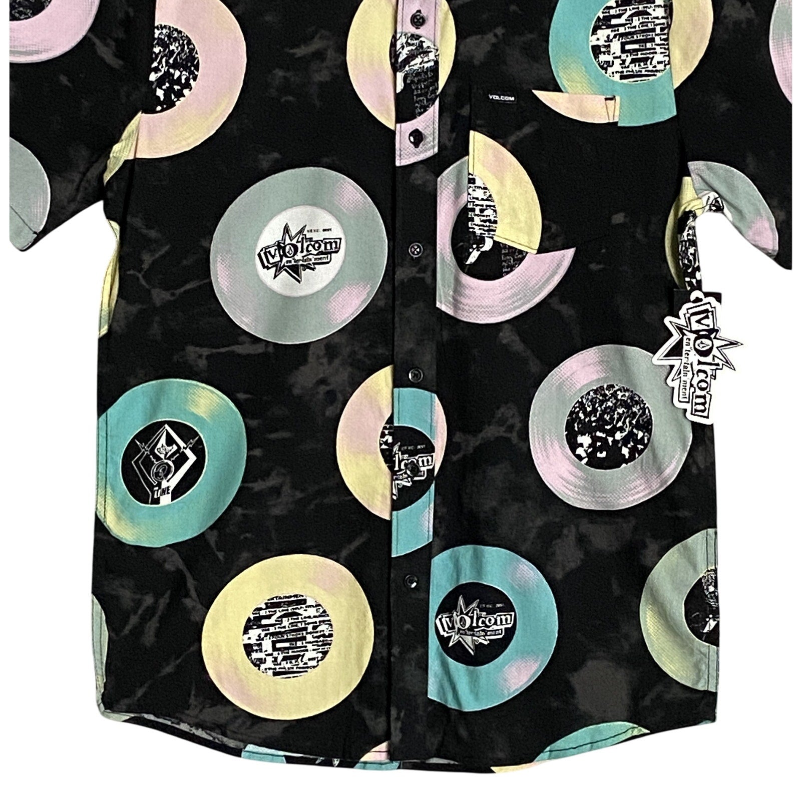 Volcom Casual Shirt Men's Small V-Entertainment Short Sleeve Classic Fit