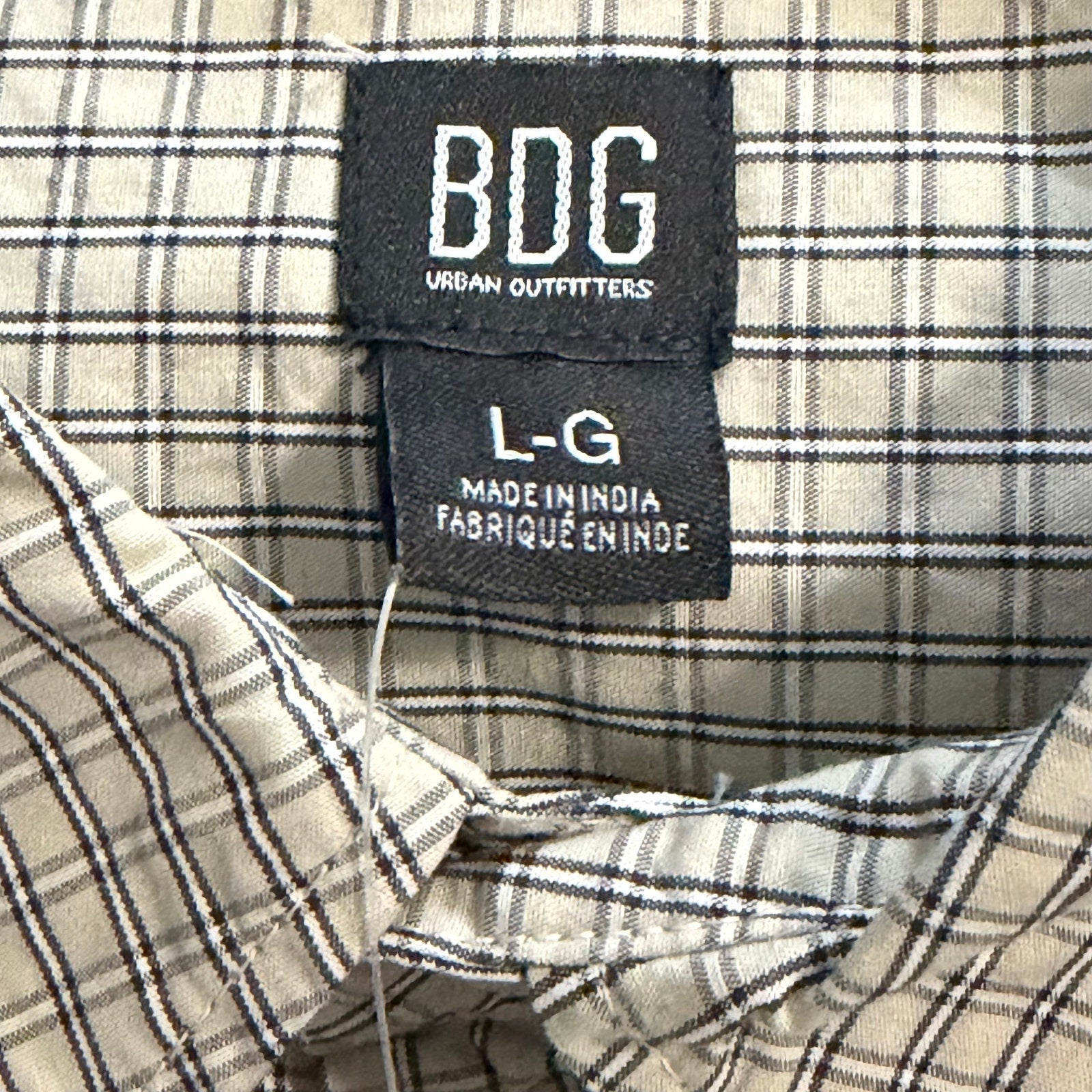 BDG Button-Up Shirt Men's Large Long Sleeve Beige and Black Plaid Check