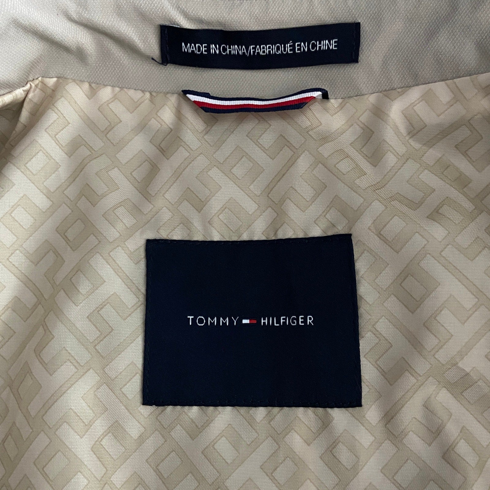 Tommy Hilfiger Men's 40 Short Double-Breasted Belted Trench Coat Beige