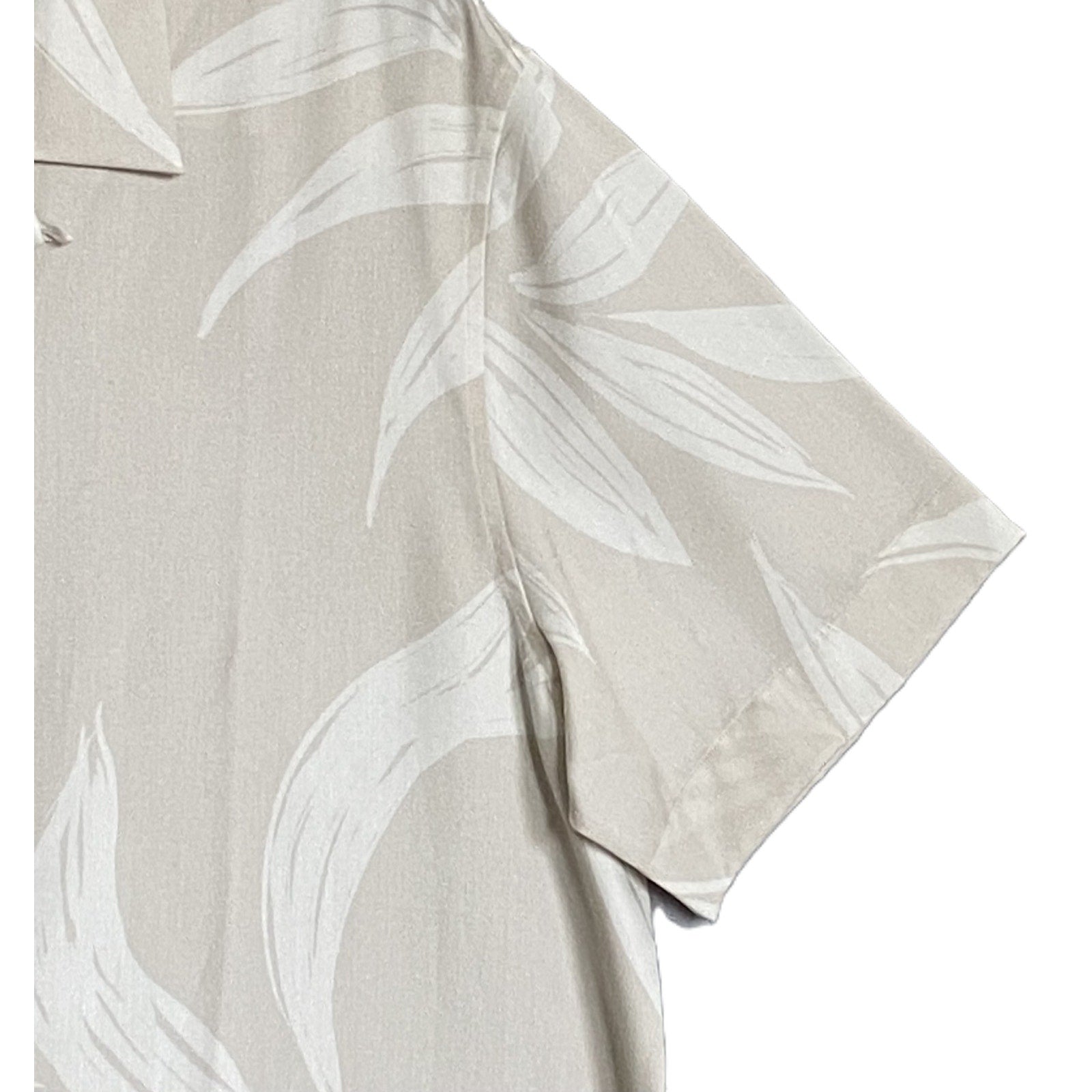 Bugatchi Shirt Men's XXL Classic Fit Camp Collar Short Sleeve Almond Leaf