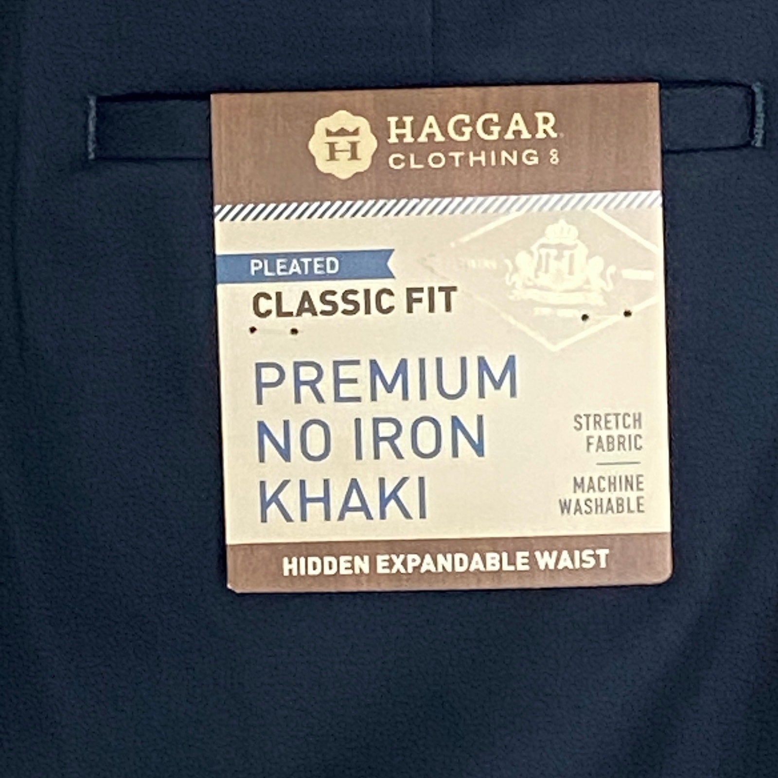 Haggar Premium No Iron Khaki Men's 32x32 Dress Pant Classic Fit Pleated Blue