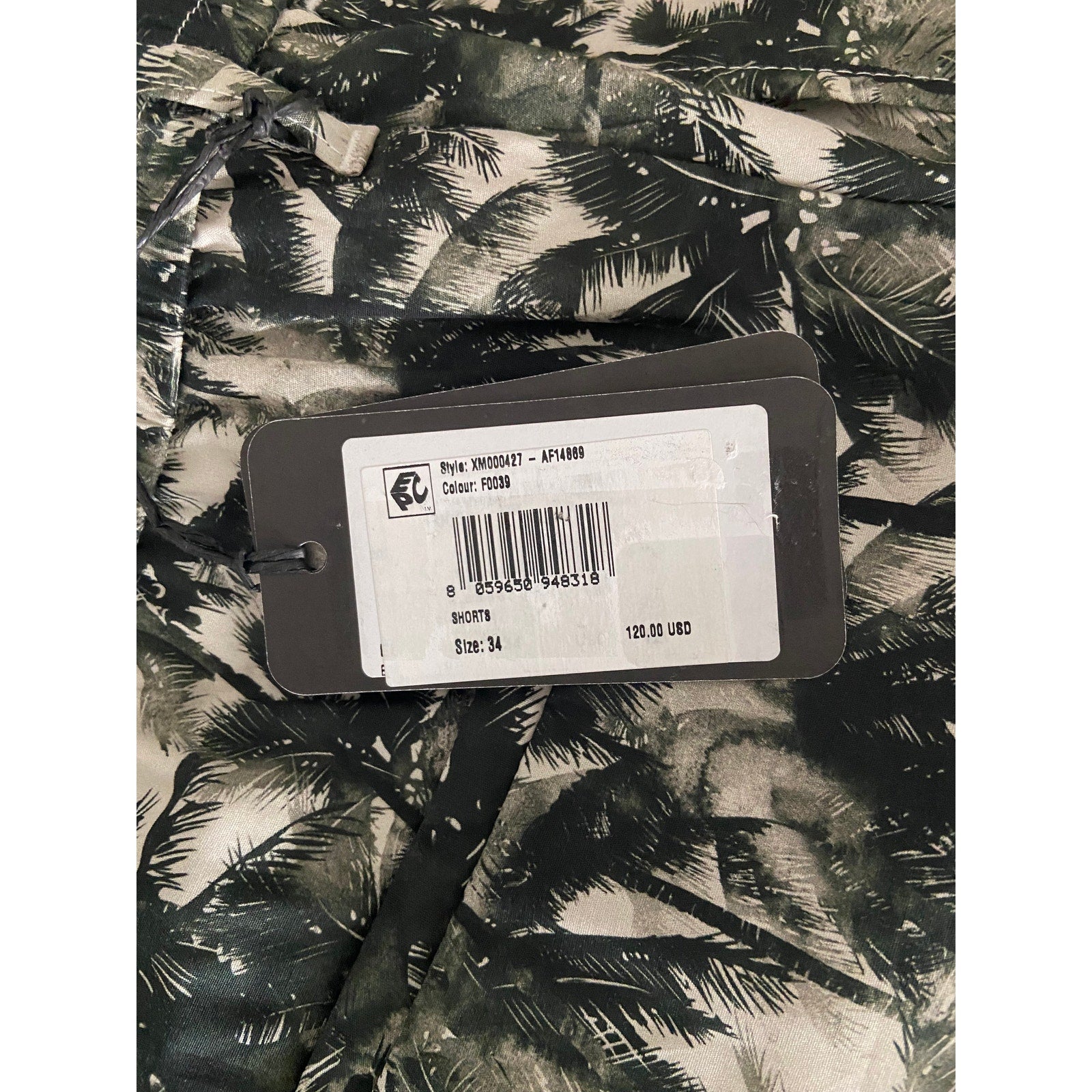 Armani Exchange Shorts Men's 34W Cotton Bermuda Shorts Green Tropical Print