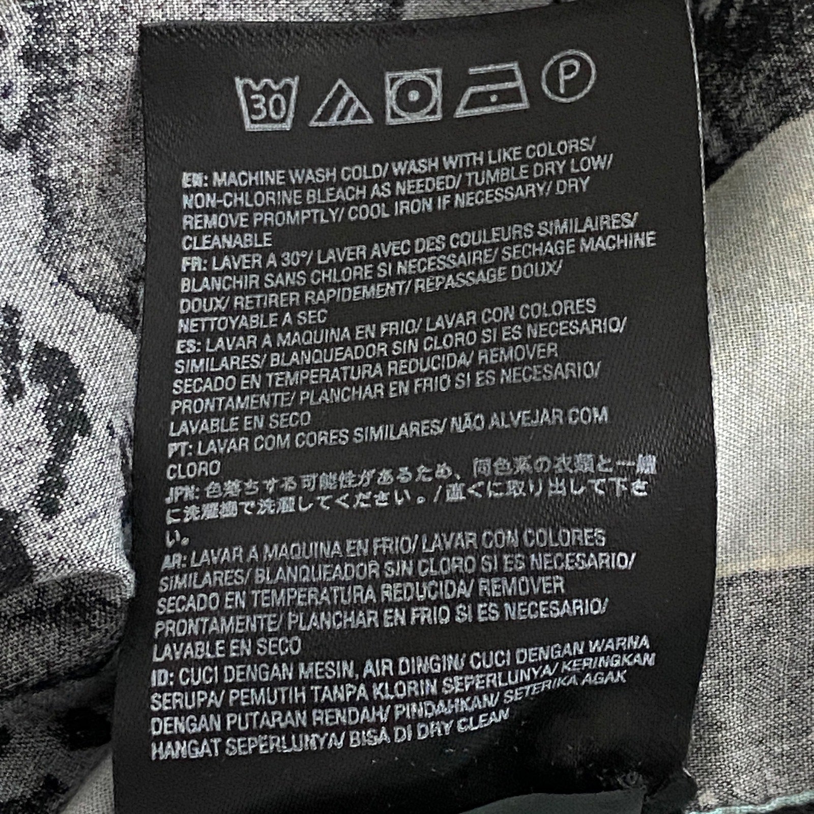 Volcom Casual Shirt Men's Small V-Entertainment Short Sleeve Classic Fit