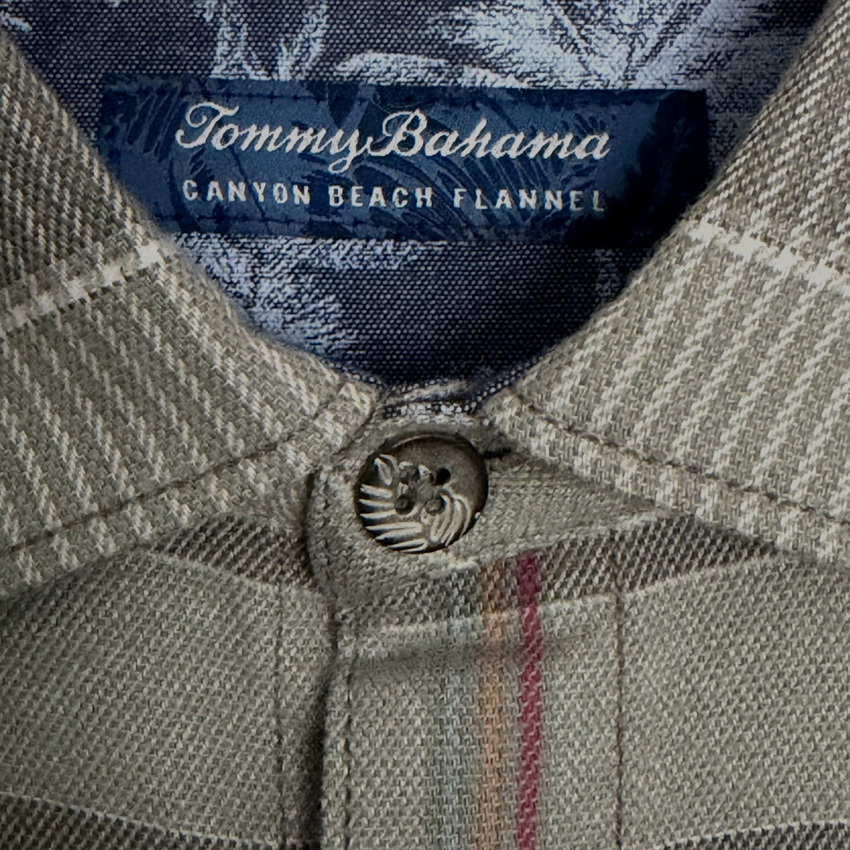 Tommy Bahama Flannel Shirt Men's XXL Canyon Beach Flannel Smoke Grey Plaid