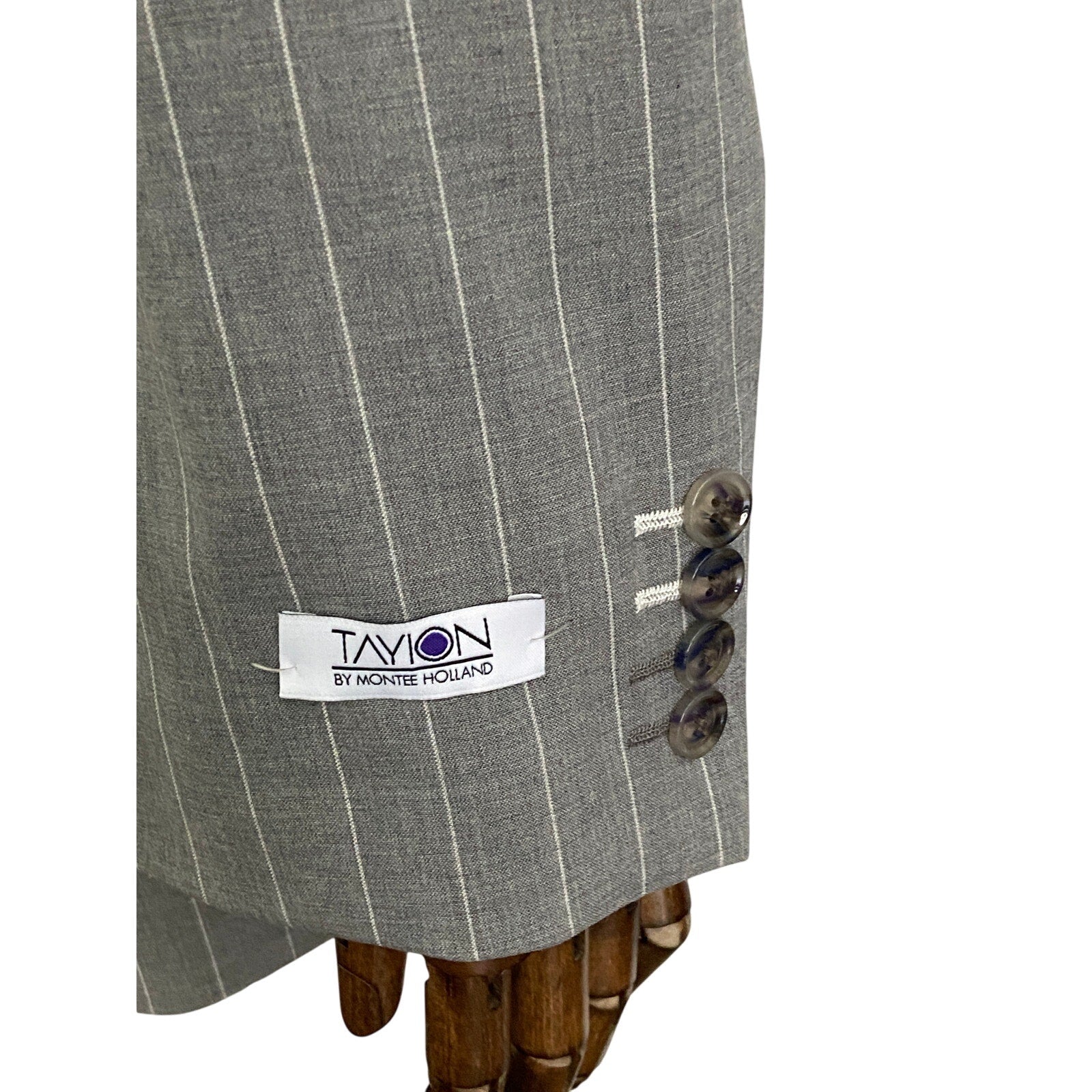 Tayion Men's 44L Suit Jacket Acontour Lined Stretch Fabric Grey Stripe